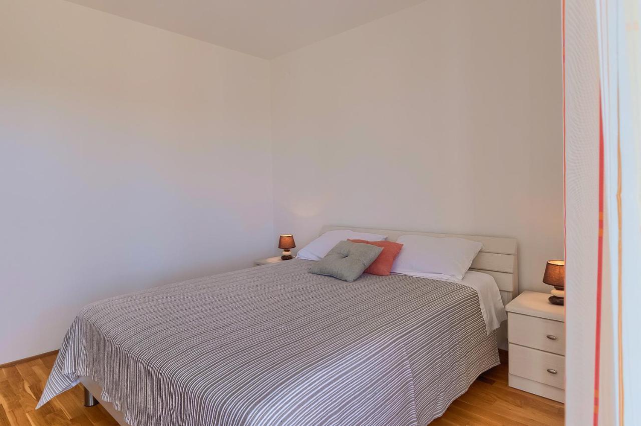 Apartments Boris 771 Fažana Екстериор снимка