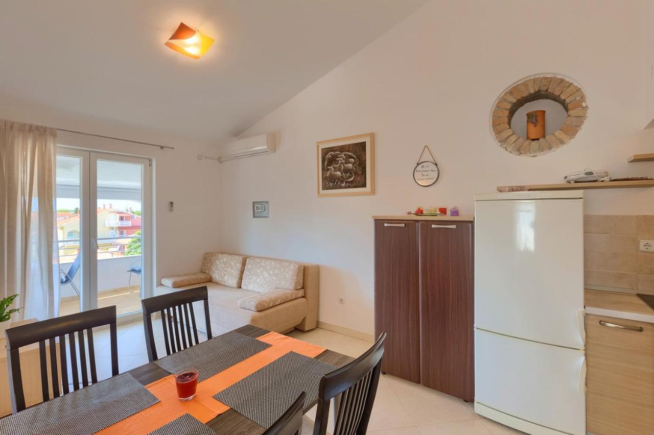 Apartments Boris 771 Fažana Екстериор снимка